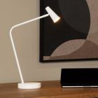 Fehér alumínium újratölthető asztali lámpa, Stirling, 3 W, 2700 K LED, kosketushimmentimellä