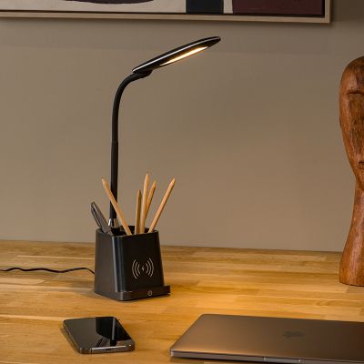 Fekete műanyag íróasztal lámpa, Penny, 4,7 W, 3000 K LED, kapcsolóval