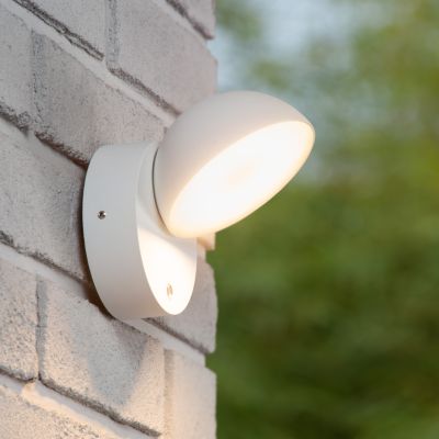 Fehér fém kültéri alkonykapcsolós fali lámpa, Finn, 12 W, 3000 K LED, IP54
